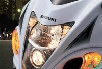 Suzuki Hayabusa Vertically Stacked Headlight